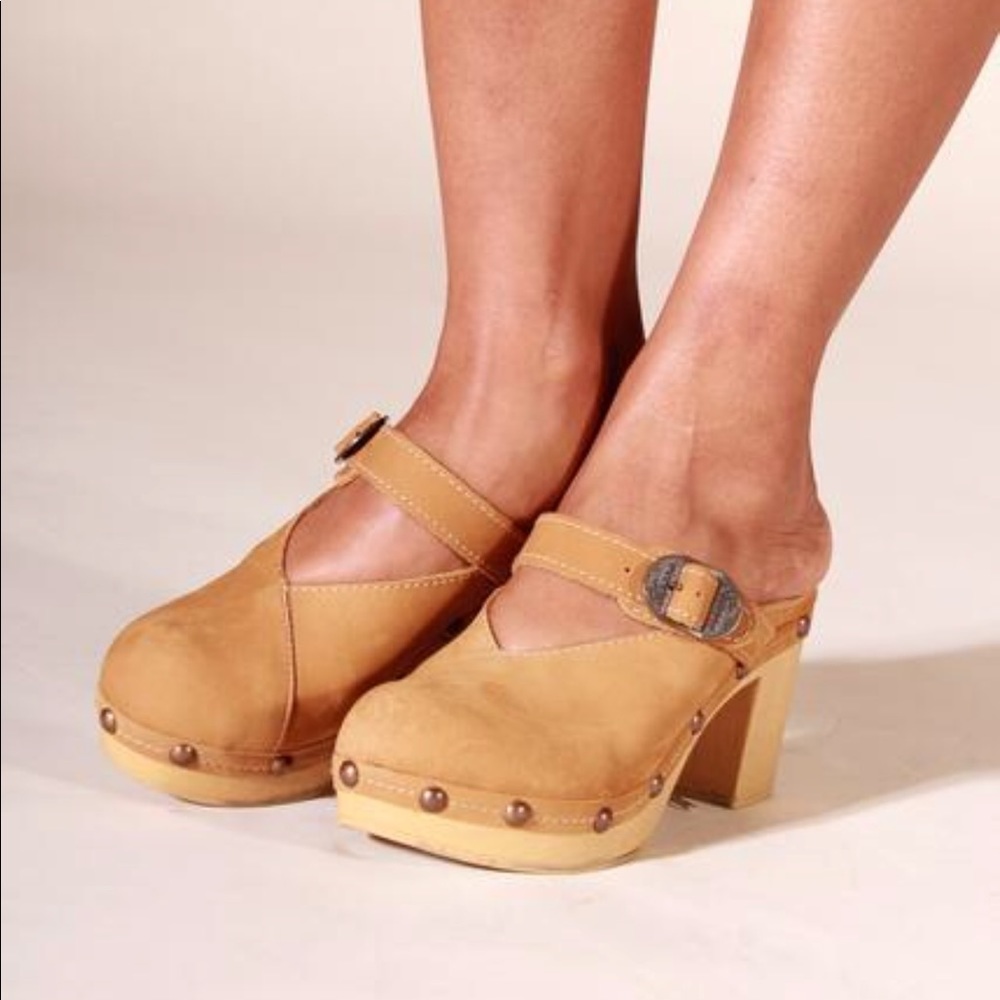Leather Heeled Buckled Mule Clog - Picture 2 of 8